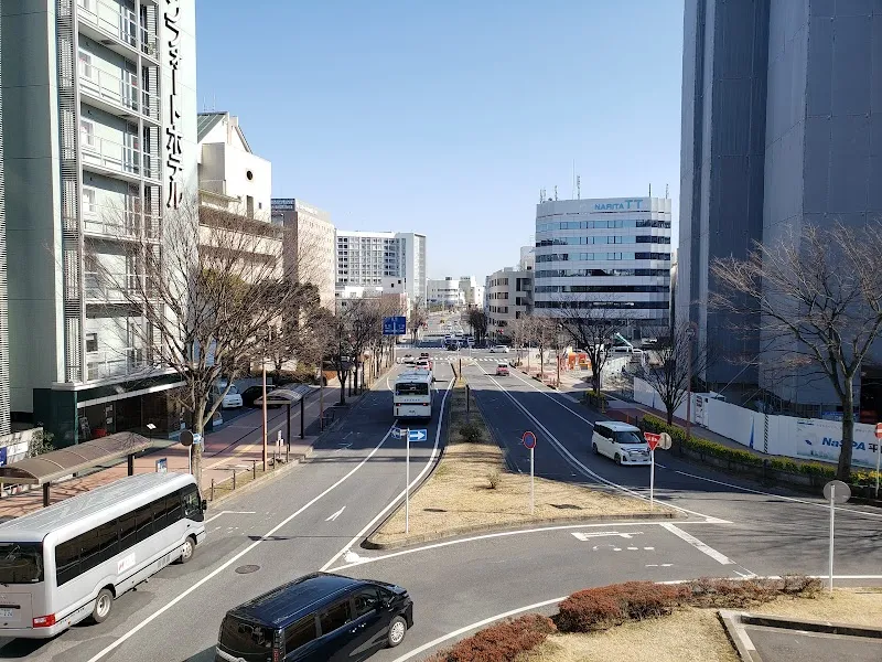京成成田駅送迎用一時駐車場 の写真 1