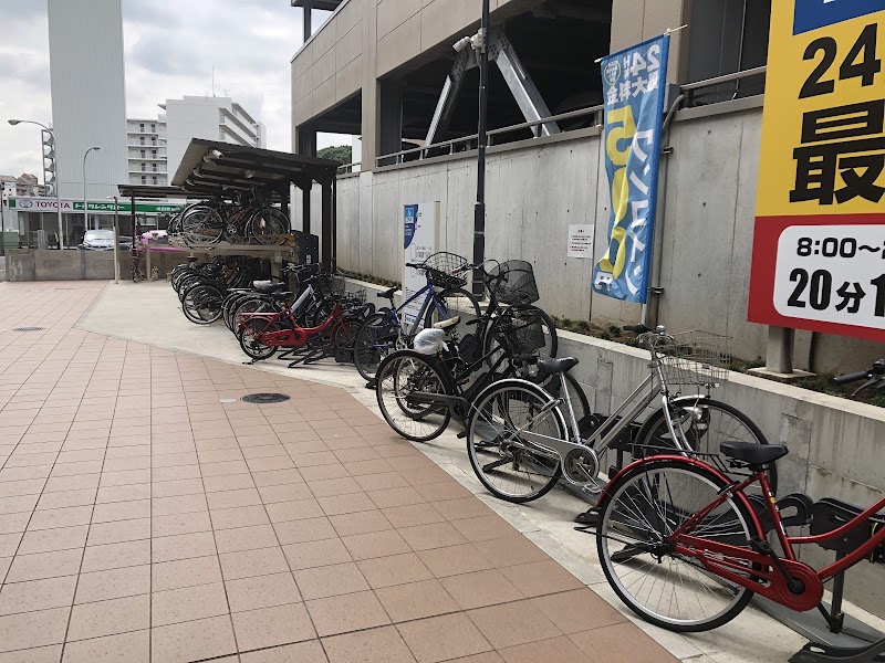 成田駅前バイク駐車場 の写真 2