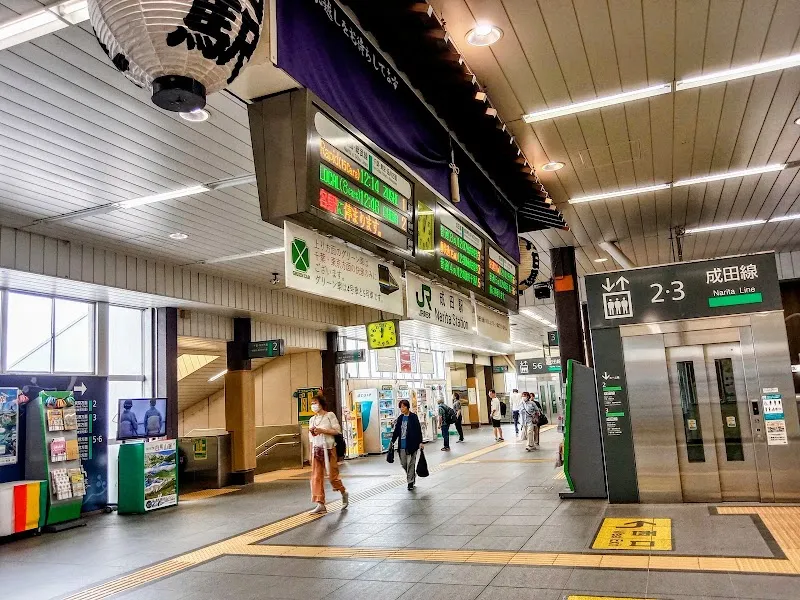 JR成田駅 東口トイレ の写真 2