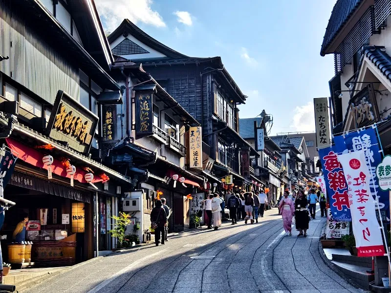 成田山表参道