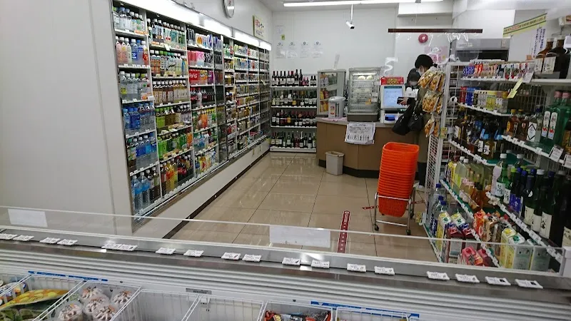 セブンイレブン成田駅前店 の写真 2