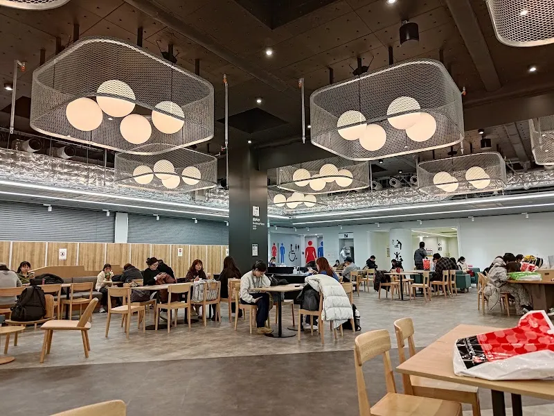 第3ターミナル フードコート