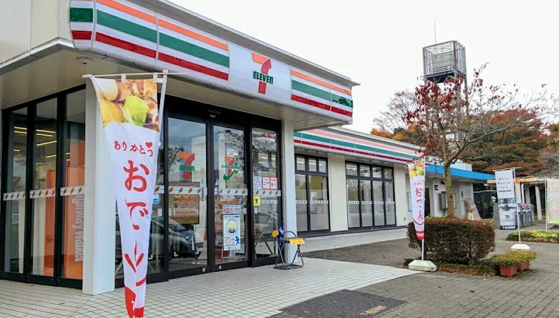 コンビニ（セブン-イレブン大栄店）